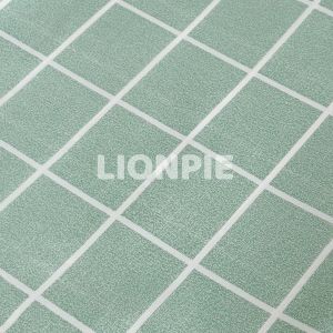 LIONPIE Checkered Waterproof Oil-Proof Table Cover 136x90cm | Lightweight Foldable Dining & Picnic Table Protector