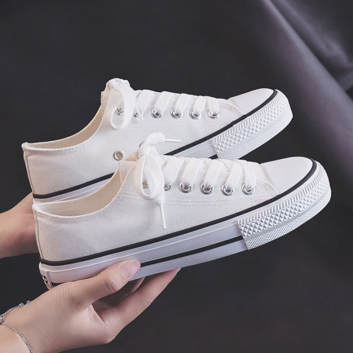 Sneakers New Look White Canvas Trainers New Look Ladies White
