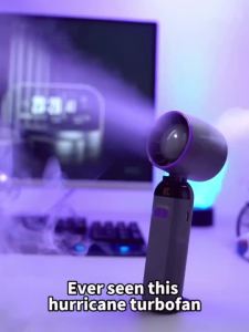 LinJn พัดลมพกพาขนาดเล็ก พัดลม turbol ความเร็วเกียร์ 100 USB พัดลมพกพาขนาดเล็กแบบชาร์จไฟได้พร้อมหน้าจอ LED