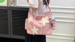 กระเป๋าสะพายข้างสตาร์สำหรับผู้หญิง กระเป๋าถือผ้าคอร์ดูรอย กระเป๋าสะพายข้างน่ารัก  Y2K  กระเป๋าเดินทางวินเทจ