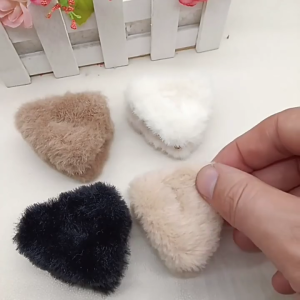 Sturdy Small Plush Cats Ear Hair Clips Lovely Cats Ear Hair Clips With Soft Plush Materials Comfortable Hair Accessory