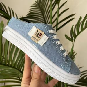 WomenS White Sneakers Ins Trend 2025 New Spring/Autumn Canvas Shoes For Students Casual Versatile Flat Shoes Niche Design