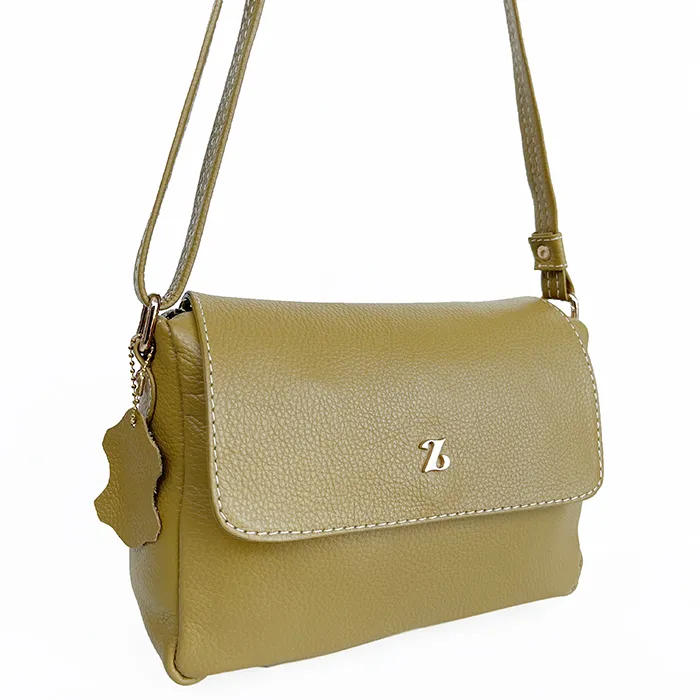 Ular sizga mushuklarini yalashingizga ruxsat berishadi