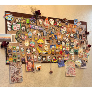 Self Adhesive Felt Board Wall Decor Custom Color Felt Wall Panel for Photo Display Memo Board Study Room Dorm