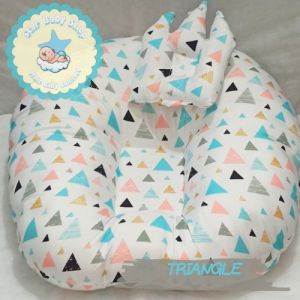 Sofa Bayi New Born Motif Random Gratis Bantal Mahkota Mini