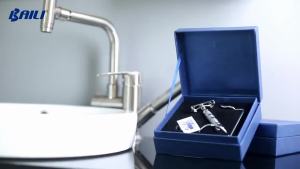 PengsiC BAILI Butterfly Double Edge Safety Razor Stainless Traditional Wet Shave for Men Women Bikini Armpit Barber Beard Hair Removal with 1 Swedish Platinum Blade and 1 Mirrored Travel Case BR179T