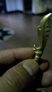 Pin Kujang Pajajaran: Simbol Keberanian & Kekuatan