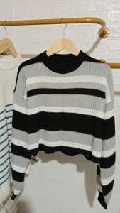 AZALEA Sweater Rajut Crop Top Lengan Panjang - Sweater Rajut Korean Style