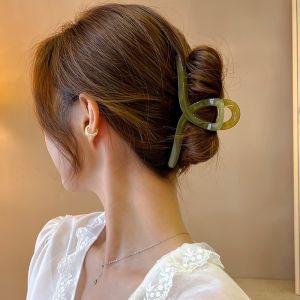 Jepit Rambut Salon SUPER JUMBO 13cm Transparan Warna Bubble Gum Bentuk Simpul Jedai Aklirik Warna Salem Jepitan Rambut Korea Big
