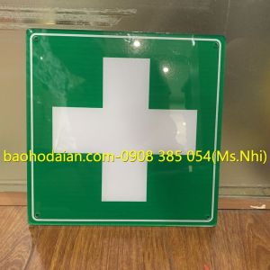 Biển báo sơ cấp cứu chất liệu mica KT20x20cm- First aid kit