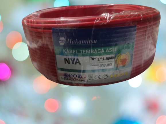 KABEL%20TEMBAGA%20NYA%201X1.5%20SNI%20PANJANG%2050%20MERK%20HAKAMITSU%20KABEL%20LISTRIK%20TUNGGAL%20KAWAT%201,5%20TERMURAH%20BERKUALITAS%20-%20Image%209