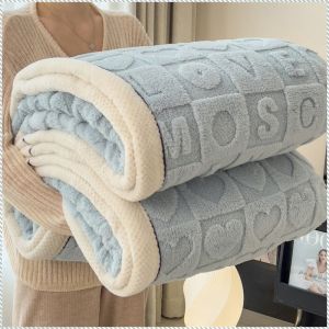 Coral Velvet Blanket Napping Blanket Air Conditioning Sofa Keep Warm Multi-purpose Bed Leisure Home