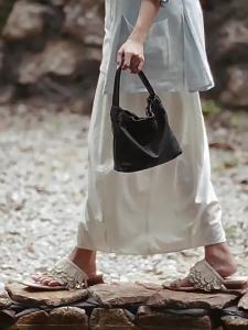 True love for Qixi Festival gifts QZ Yunshu Series Cloud Handbag Vegetable-Tanned Sheepskin Casual Simple Versatile Small Handbag