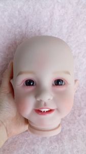 Head Trọc Mắt Tít 6 Răng Búp Bê 55 cm = 22 inch Thân Gòn Mềm Mại Reborn Vinyl Doll PVN10007