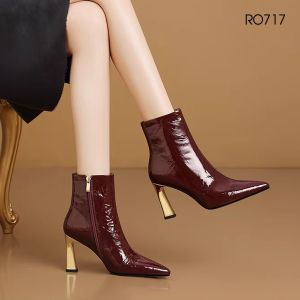 [ẢNH THẬT - FREE SHIP] Boots thời trang nữ mũi nhọn gót nhọn cao cấp ROSATA RO717- 9p - BKSTORE