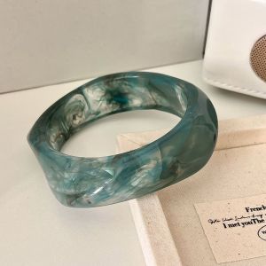 J2UQR3 Bohemian Vòng Tay Acrylic Phong cách Châu Âu Mỹ Làm Nhòe Vòng tay rộng bất đối xứng Phóng đại  Nhẫn cầm tay hoài cổ Phụ nữ
