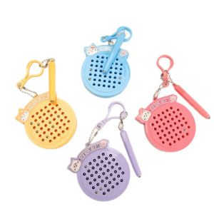 DEUKIO พวงกุญแจแม่เหล็กสำหรับจับสมาร์ทโฟนพวงกุญแจเหล็กรูปกระดานวาดรูปมีการบีบอัดจี้ของเล่นใหม่