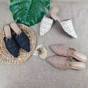 Sandal Slop Wanita Hak 2 cm TIVTONI: Cocok untuk Acara Santai & Elegan
