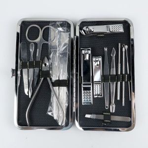 Promo Gunting Kuku Set Manicure Pedicure 15 PCS
