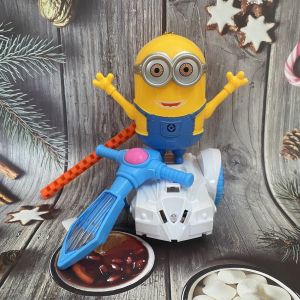 Lồng đèn minion chạy xe trượt scooter có nhạc đèn vui nhộn cho bé (Không kèm pin)