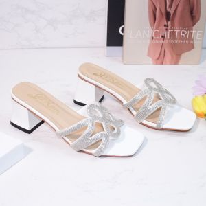 Guốc/Dép cao gót vuông 5p quai đính đá số 8 lấp lánh - G76