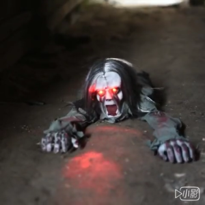 Scary Halloween Crawling Ghost Electronic Creepy Bloody Zombie with LED Eyes Haunted House Props