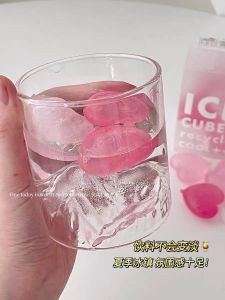 Heart-shaped 15pcs Ice Cube Plastic Cartoon Ice Tray Ice Hockey To Cool Down Iced Cola Whiskey Recyclable Home Bar Cooling Tool15 件装心形冰块塑料卡通冰盘冰球冷却冰可乐威士忌可回收家用