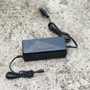 Sạc Nhanh Adapter 3A Cho Pin Máy Khoan Máy Bulong Pin Trung Quốc Có quạt tản nhiệt