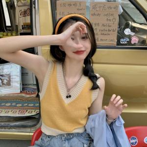 Chili_k❤️k❤️ เสื้อกั๊ก คอวี แขนกุด เสื้อกั๊กไหมพรมเกาหลี สไตล์เกาหลี สำหรับผู้หญิง เสื้อน่ารักปุ๊กปิ๊กมากกก นุ่มนิ่มมาก19991