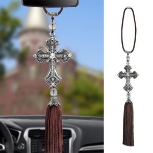 Salib Gantungan Spion Mobil Perak Kristal Berlian Salib Yesus Kristen Hiasan Salib Gantung Aksesori Hiasan Mobil Liontin Logam