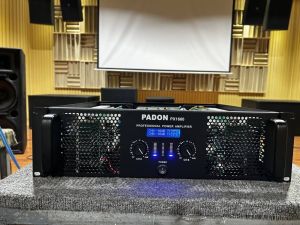 Penampilkan profesional dua saluran Kelas H 8 ohms peralatan audio