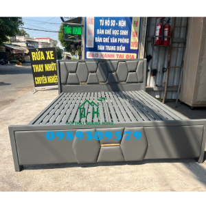 GIƯỜNG SẮT LỤC GIÁC HỘP VUÔNG 4X8 MÀU XÁM CAO CẤP HCM
