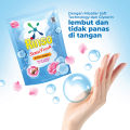 Rinso SensiFresh Detergent Cair Deterjen Extra Lembut Micellar Soft 360 ML. 