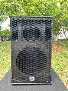 ตู้ลำโพงRCF 12นิ้ว (ตู้เปล่า) ใส่แหลมจรวจ888กับปากแตร8*8นิ้ว ไม้ปาติเกิ้ล หนา12มิล ตะแกรงเหล็ก เบ้าเสียบขาตั้ง เพลทสเปคอน ลูกยางรองกันลื่น ตัดงานด้วยเครื่องCNC