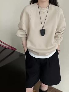 Shipped from China [BIN] Tao Chuan   Womens Korean Style Fashion Crew Neck Sweatshirt 24 Autumn Loose Short Casual Pullover Long Sleeve Top 2626