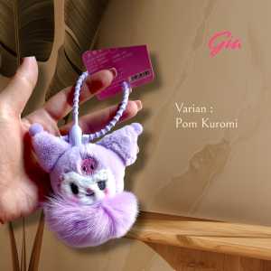 GANTUNGAN KUNCI BONEKA BULU POM POMPOM HALUS SANRIO | GANTUNGAN TAS SANRIO | AKSESORIES TAS | GANTUNGAN HP | MELODY | KUROMI | CINAMORROL | POMPOMPURIN | GANCI KUROMI | GANCI MOROL | HADIAH ULANG TAHUN | BIRTHDAY GIFT | KADO ULTAH | MAINAN ANAK | BONEKA L