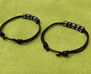 GELANG INISIAL 1 HURUF TALI KOREA HITAM 15MM | GELANG TALI KULIT | GELANG NAMA | HURUF KOTAK HITAM | INITIAL 1 HURUF |