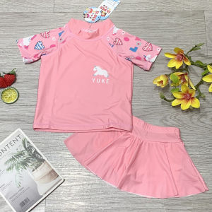 Đồ bơi bé gái 2 mảnh áo ngắn tay phủ bụng quần đùi váy size từ 10Kg đến 49Kg chất liệu thun lạnh BINSPORTS BB024