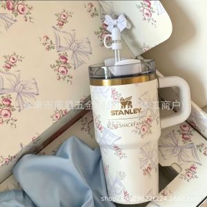 40oz Stanley car cup 304 Large-capacity stainless steel insulated water bottle suitable for outdoor use and convenient for carrying in a car