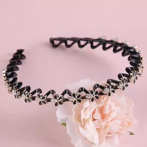 MARISSAWI Rhinestone Lazy Men Hair Braider Hair Hoops Flower Pearl Braided Tools Hairband Lovely Face Washing Hair Toothed Headband Hair Styling Accessory