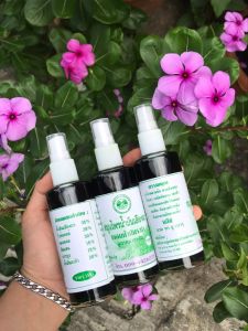 สมุนไพรน้ำมันเลียงผาผสมน้ำมันระกำ สูตรคลายเส้น สำหรับการสูตรคลาย 200 ต่อนัน