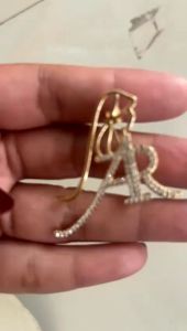 ARRAFI Bross AR Swarovski Baju Dada Hijab Kuningan Lapis Emas Gold Mewah Keren Kekinian