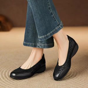 Free Shipping 2026 Autumn Collection: Chunky-Heeled Thick-Soled Soft-Bottomed Sheepskin Shallow-Toe Flats For Women Comfortable To Wear Woven Loafers Solid-Color Small Leather Shoes
