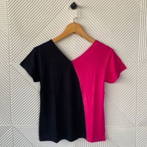 Atasan Kombinasi Warna Lengan Pendek Wanita / Kaos V-Neck Korean Style / Pakaian Wanita Terlaris