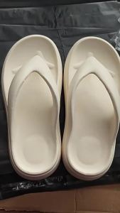 [Free Shipping] Thick-Soled Flip-Flops For Men And Women Suitable For Outdoor Wear 2025 Summer New Style Beach Sandals For Vacation Small-Sized Sandals