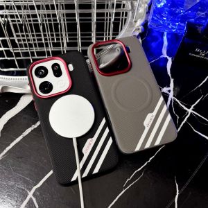 For OPPO Find X9 Ultra X9 Pro X9 phone case red circle lens leather wrapping process with magnetic suction PC + TPU material