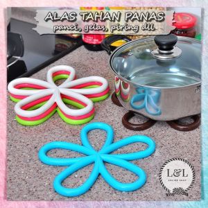 Tatakan Alas Panci Piring Gelas Mangkok Wajan Anti Tahan Panas Silikon Hot Pad Non Slip Mat