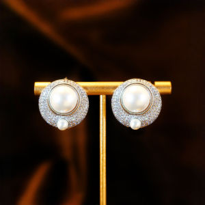 SEQUITO Simple Women Ear Jewelry Gold Plated Micro Pave Tiny AAA Cubic Zirconia Exquisite Pearl Stud Earrings for Evening Party SE1024