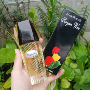 Nước Hoa Sài Gòn Win đen 3 bông hoa 40ml