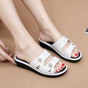 Free Shipping New Fashionable And Trendy Wedge-Heeled WomenS Sandals Comfortable And Soft Suitable For Outdoor Wear Beach-Friendly Non-Slip Round-Toe And Open-Toe Design